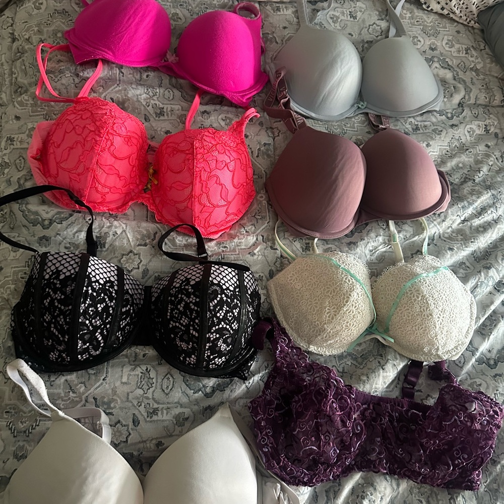 Very good condition 34 & 36 C 8 bundle bra’s Women's Hot Pink Lace